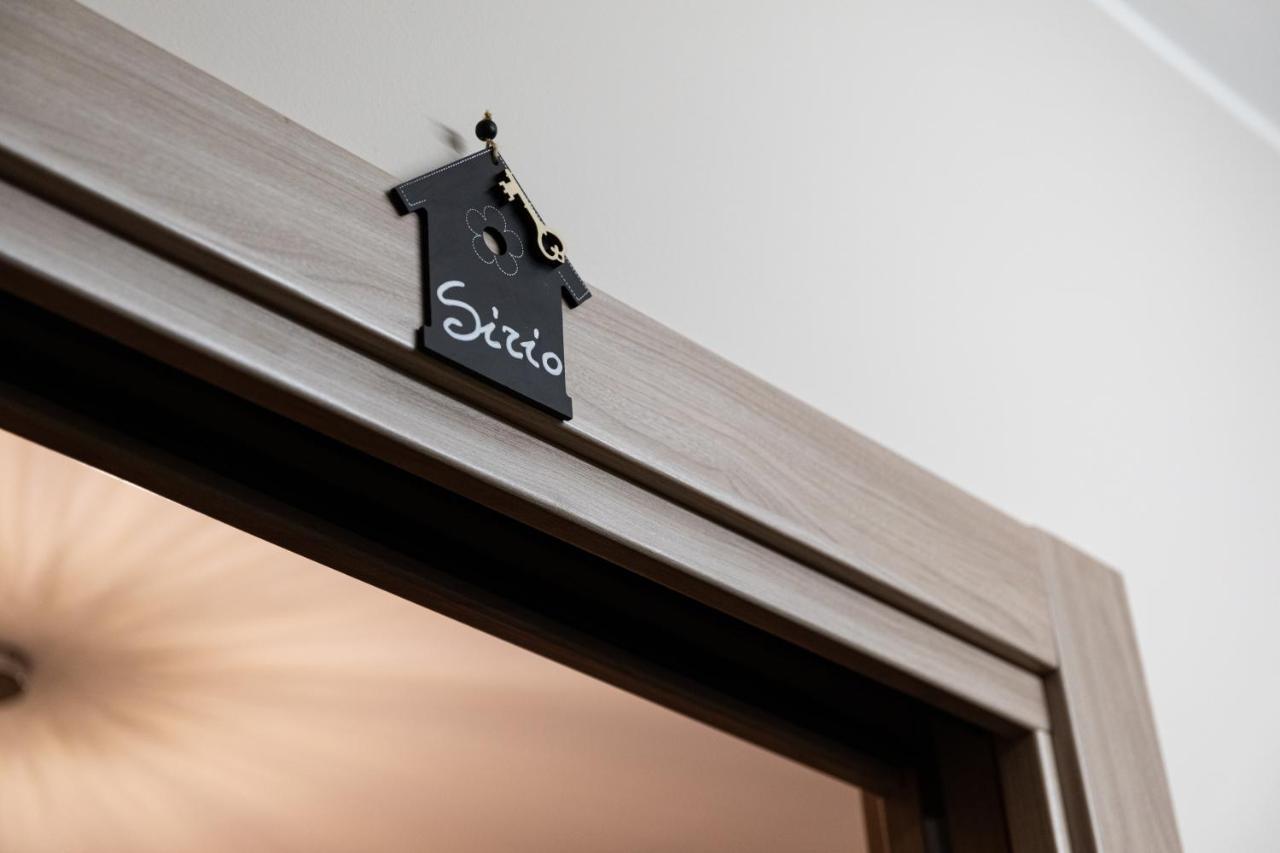 Tizzy Apartment & Rooms バーリ エクステリア 写真