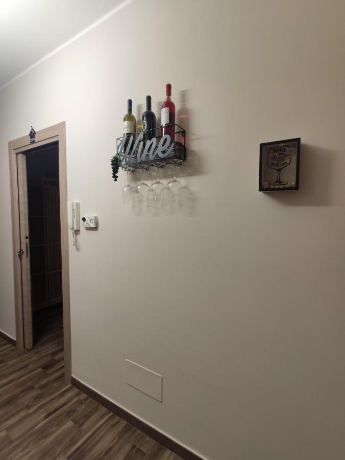 Tizzy Apartment & Rooms バーリ エクステリア 写真